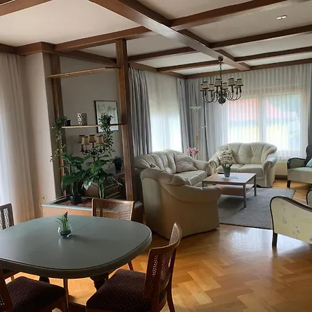 Haus Heincz *
